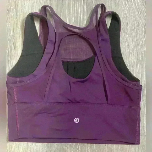 Lululemon Double Tap Bra II size 6
Darkest Magenta - Picture 9 of 12